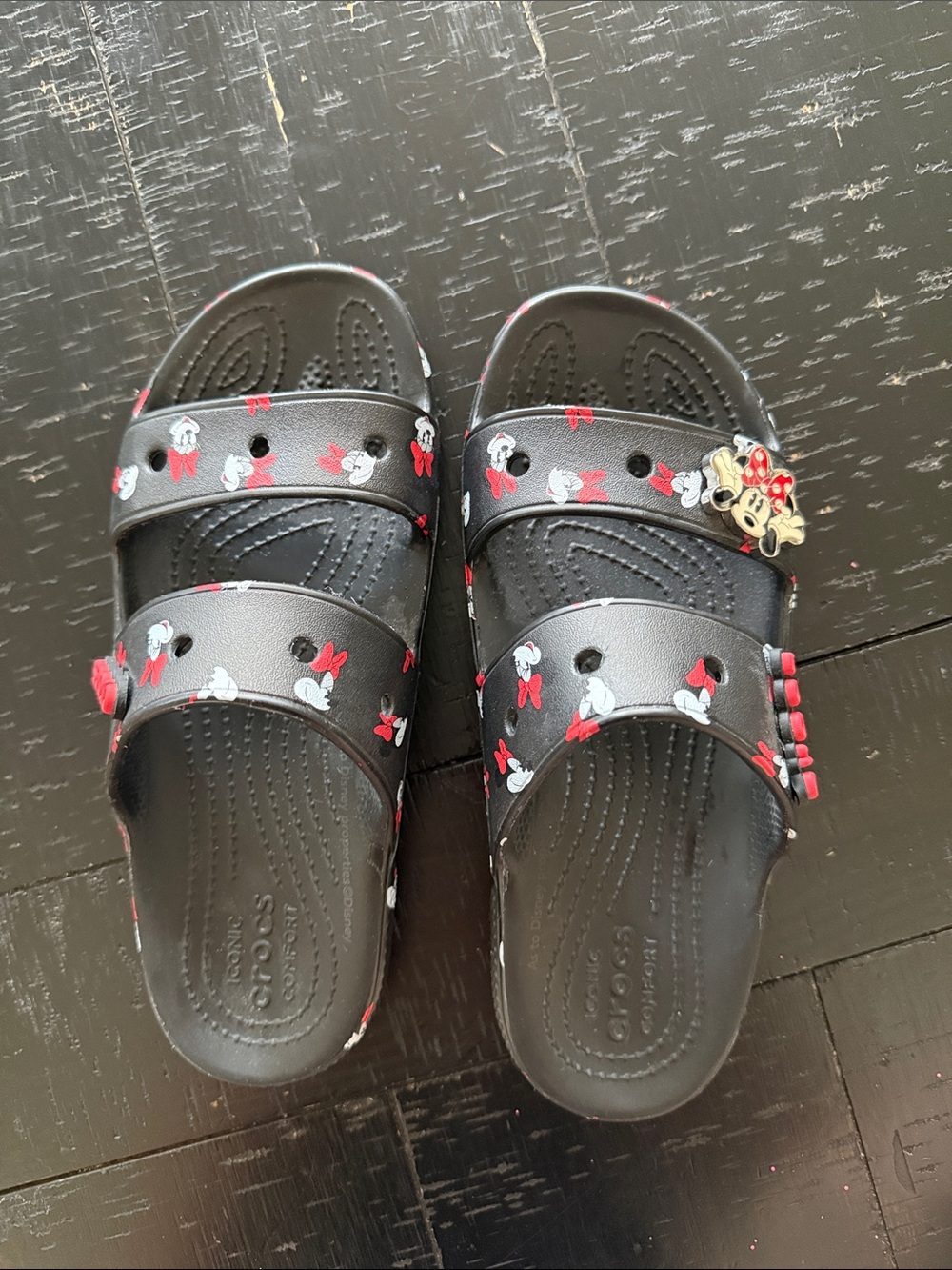 CROCS womens Black Minnie Mouse Slide Sandals WORN ONCE AROUND THE HOUSE